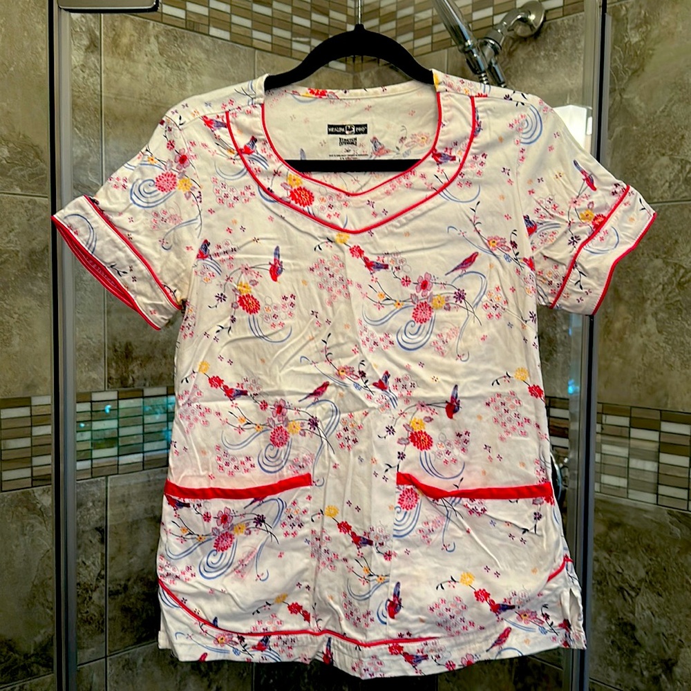 Health Pro nursing scrub top -size small